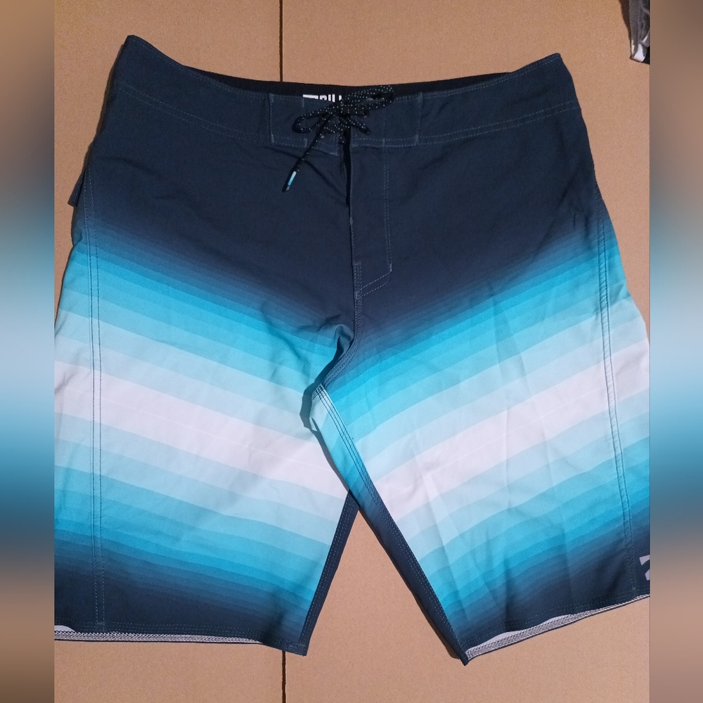 Billabong Men's Black and Blue Gradient Board Shorts